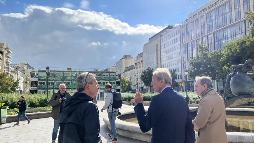 Jean-Christophe Fromantin et Georges Siffredi visitent l'emplacement de la base de vie du projet des Allées de Neuilly © 