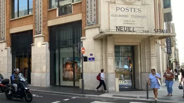 Le bureau de Poste Neuilly Sablons © 